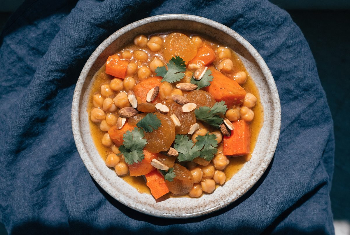 Moroccan Carrot & Chickpea Tagine