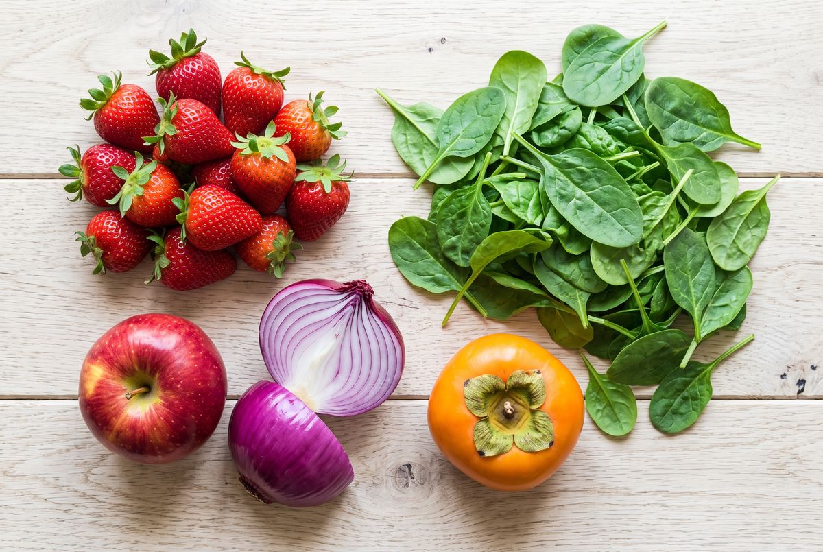 Strawberry, Apple & Red Onion Salad ingredients