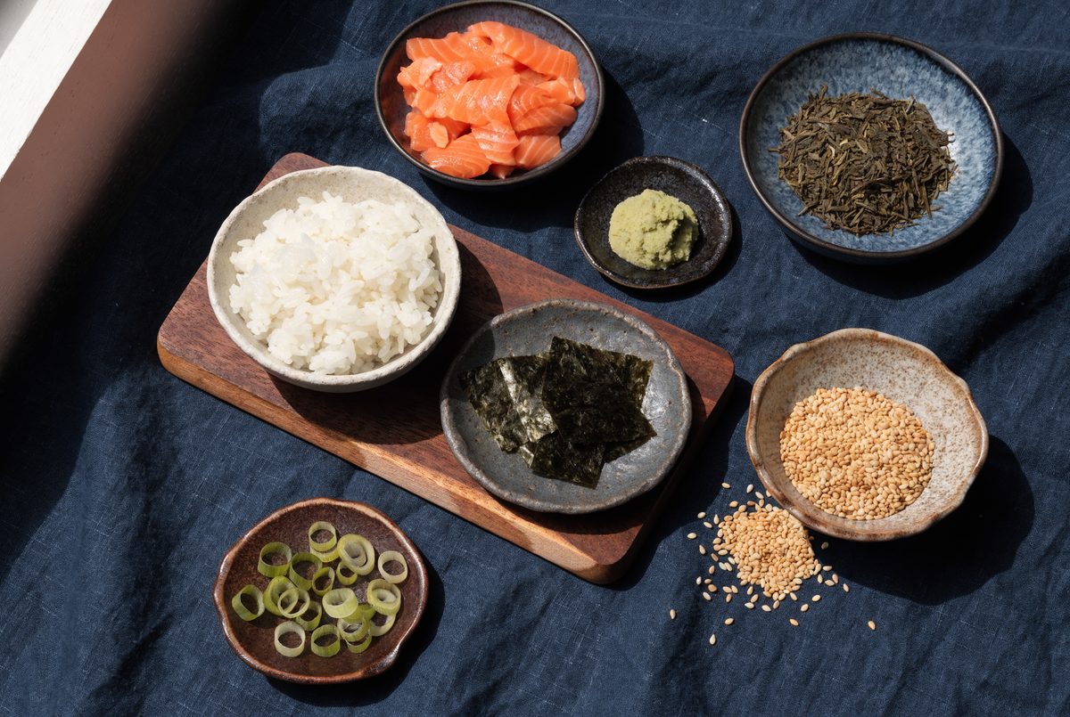 Sencha Ochazuke with Flaked Salmon ingredients