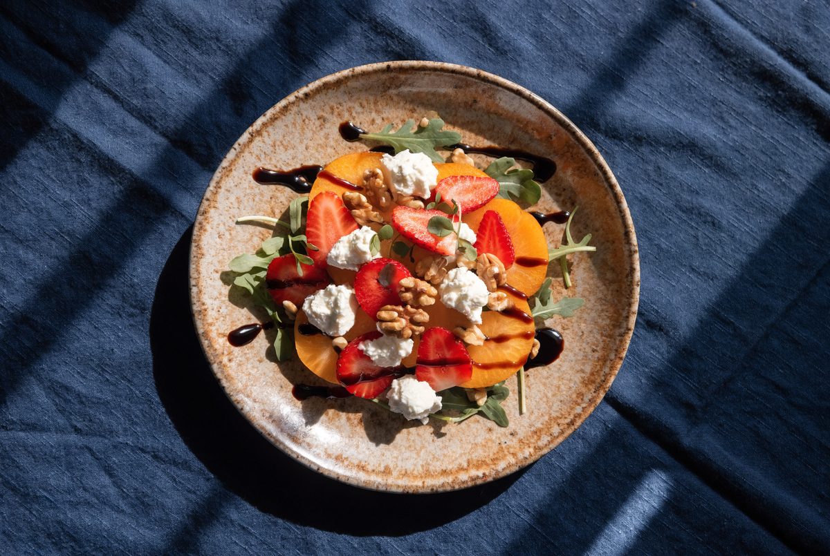 Strawberry, Persimmon & Arugula Fisetin Salad