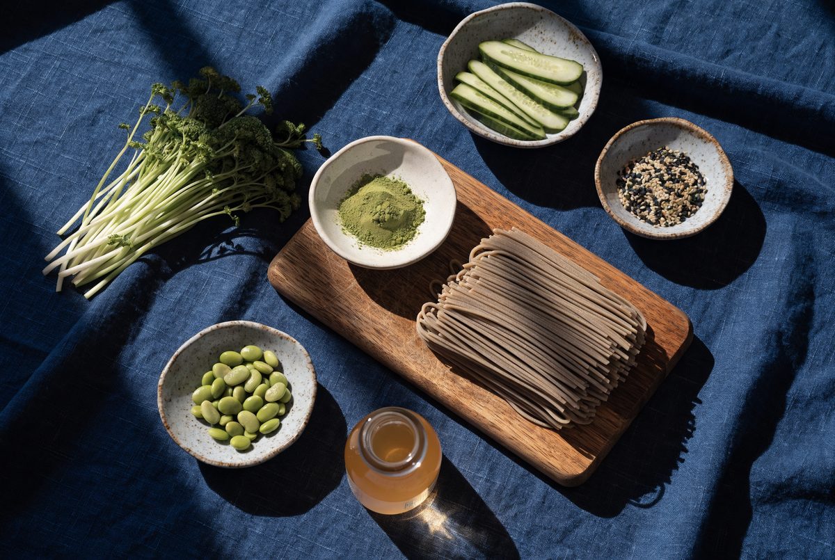 Matcha Soba with Broccoli Sprouts & Edamame ingredients